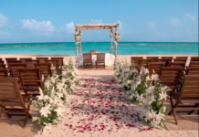 Hoteles para cumplir tu sueño de casarte en la playa